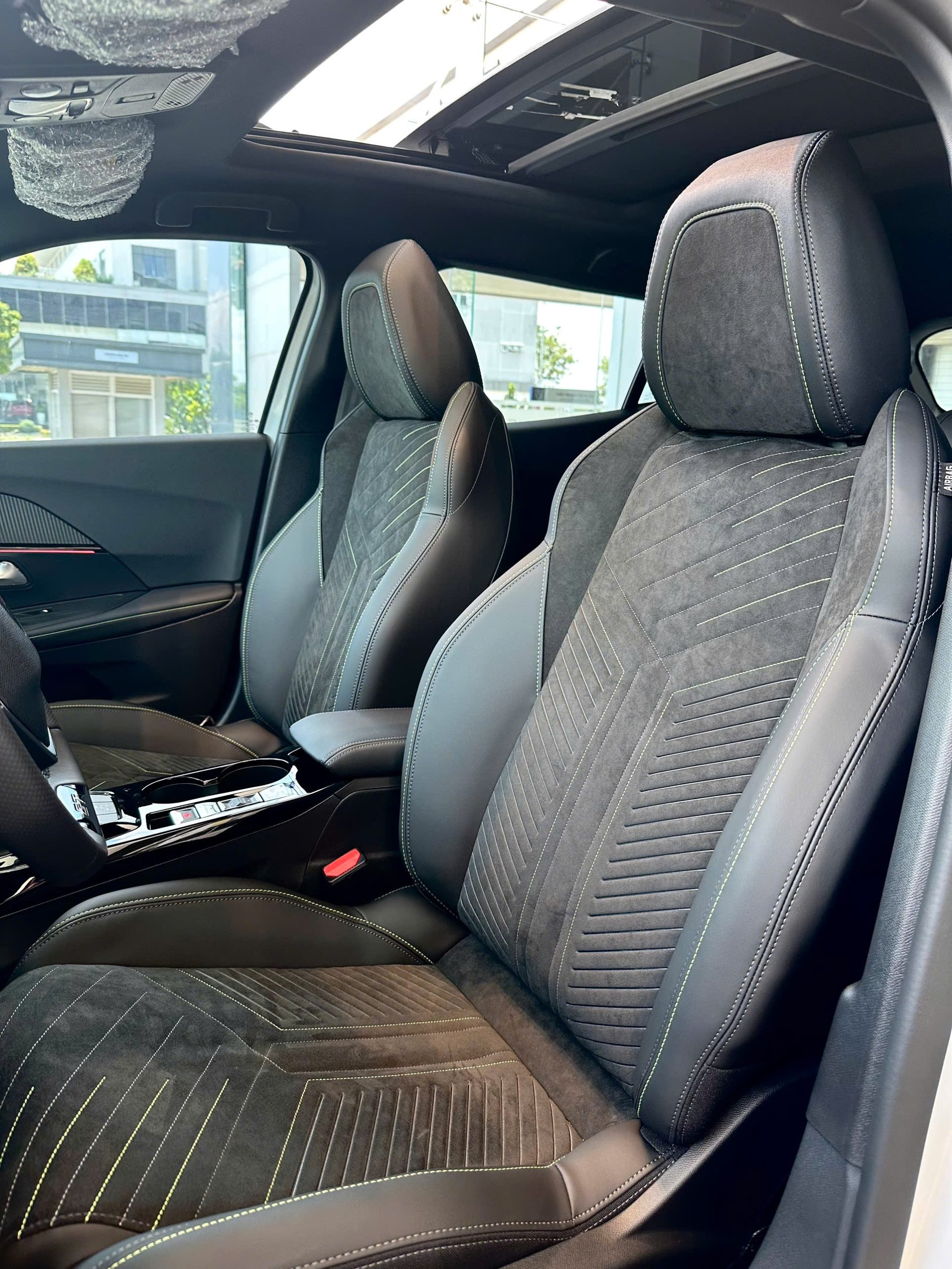 Peugeot 2008 ghế da cao cấp