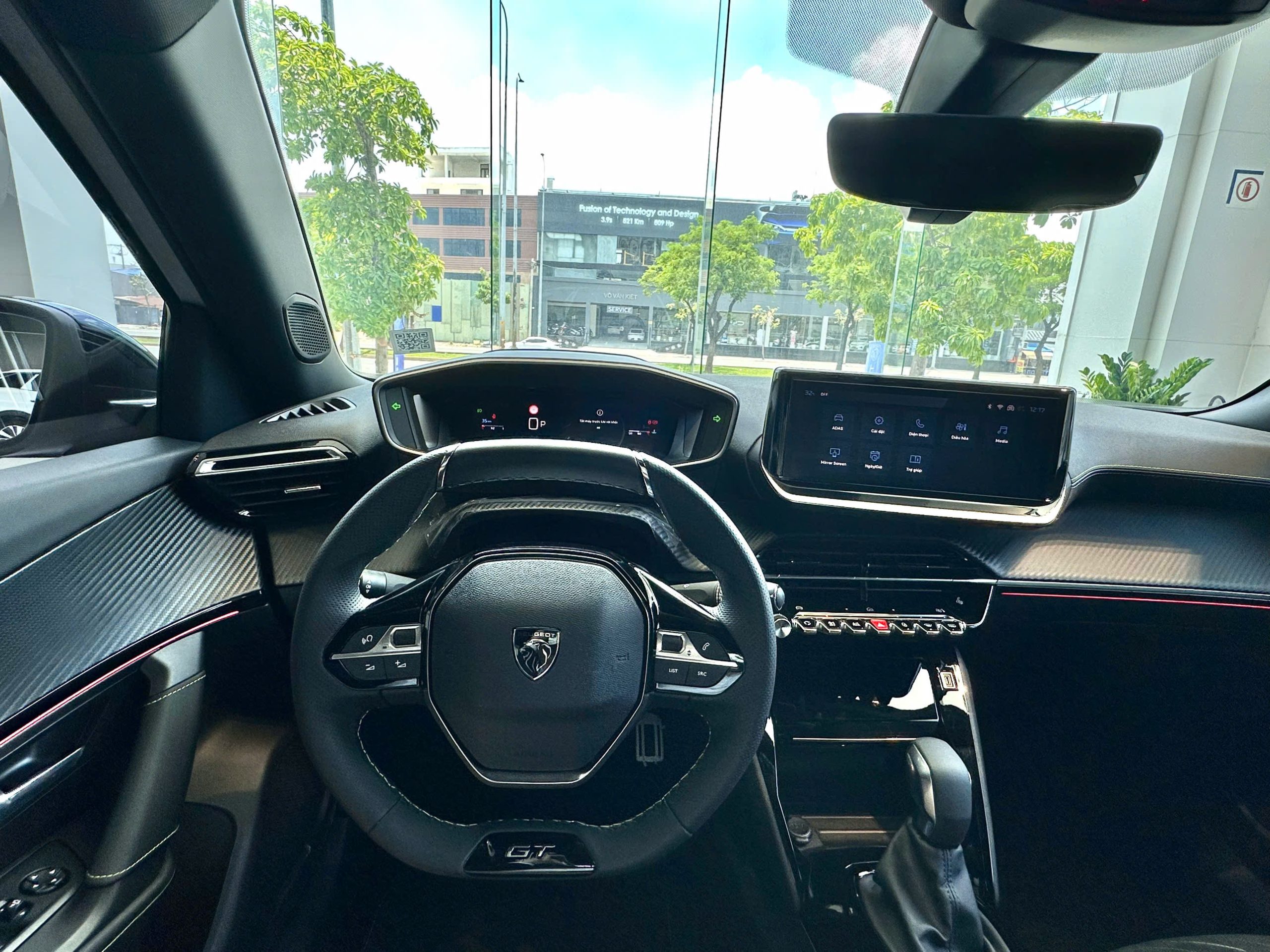 New Peugeot 2008 nội thất sang trọng