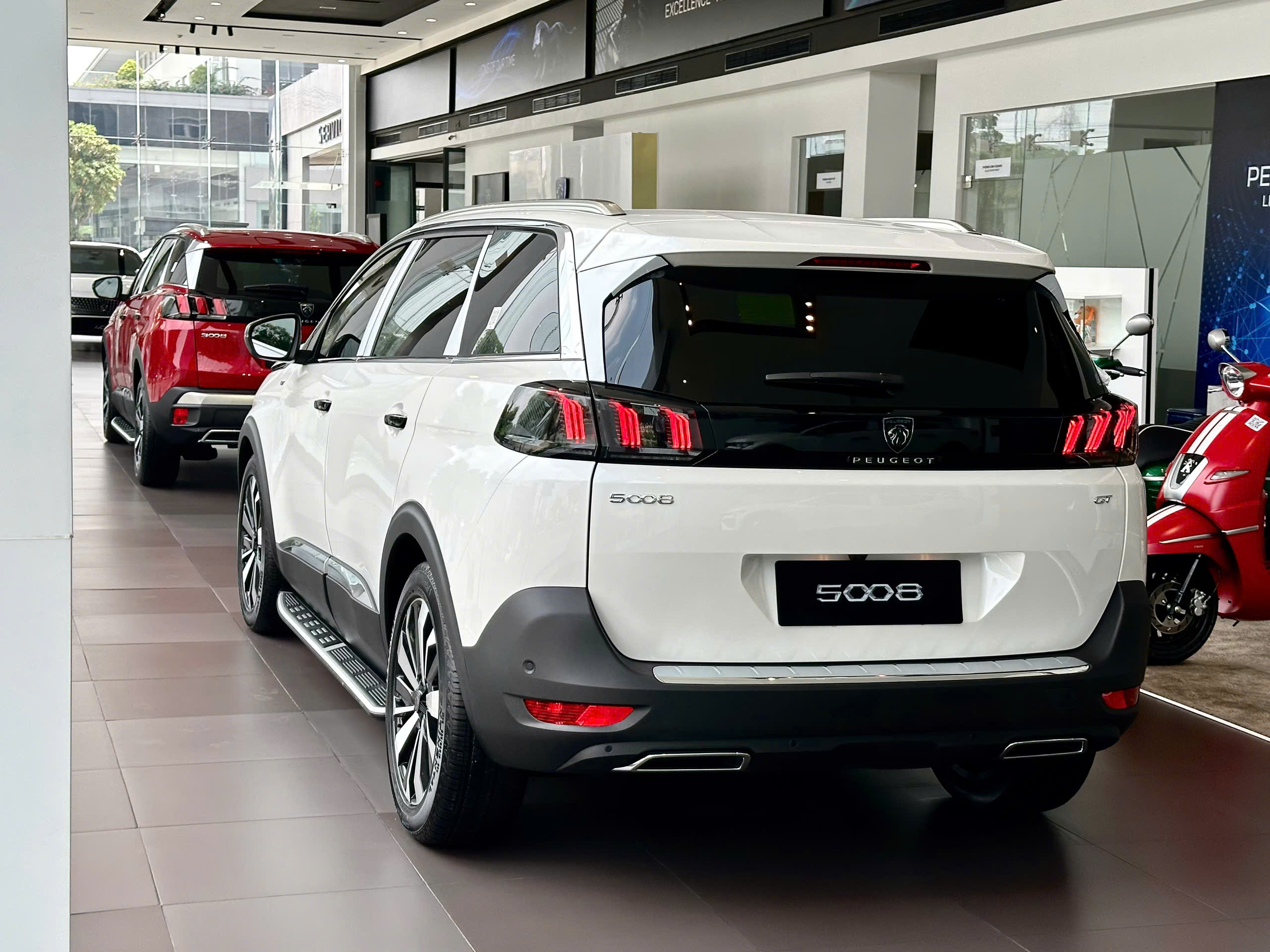 Peugeot 5008